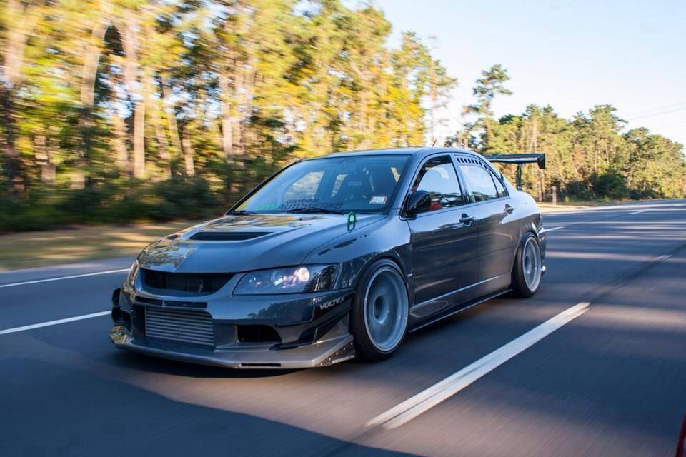 Mitsubishi Evolution IX